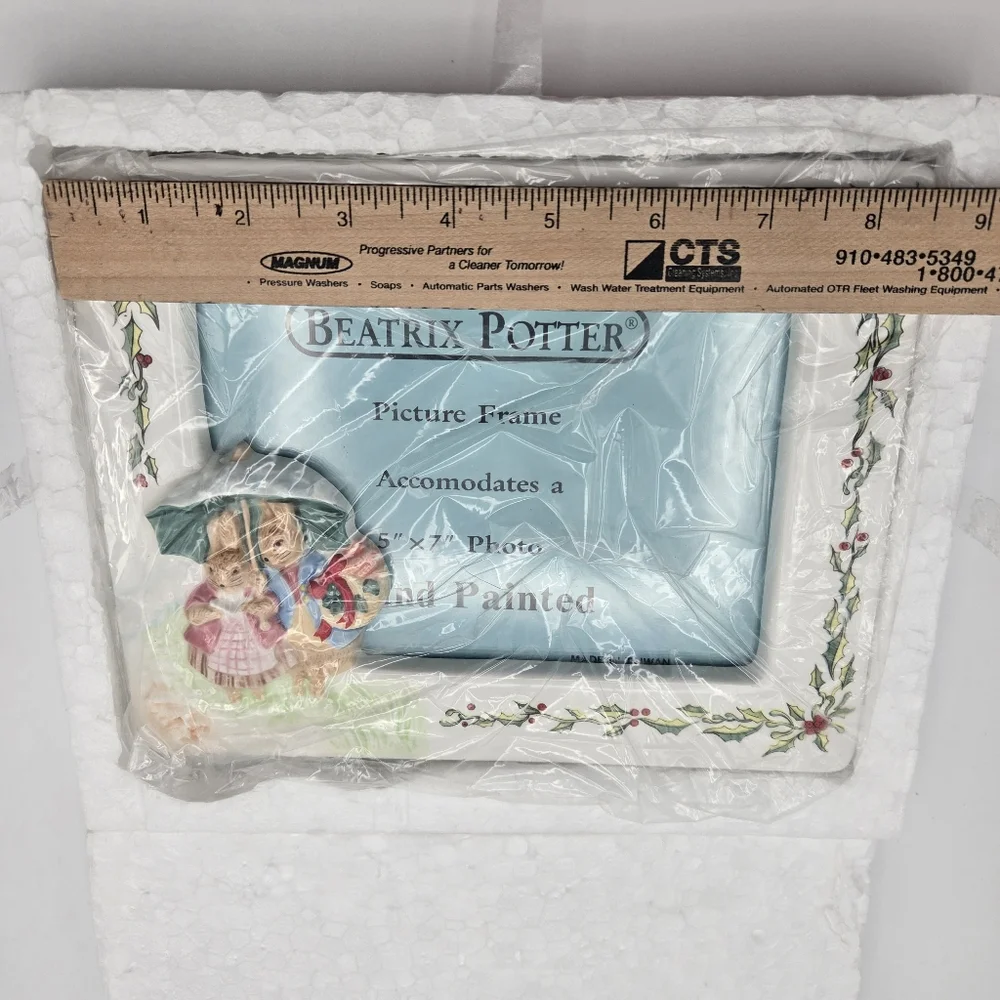 Vintage 1989 Schmid Beatrix Potter Christmas Collection Hand Painted Frame 5"x7" - Picture 11 of 15